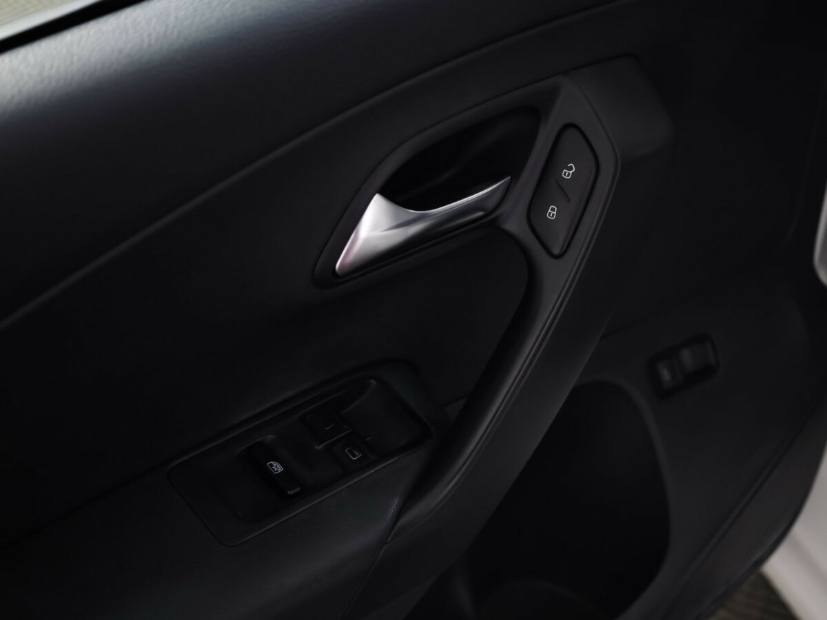 Volkswagen Polo 2018 года с пробегом. Фото: #10