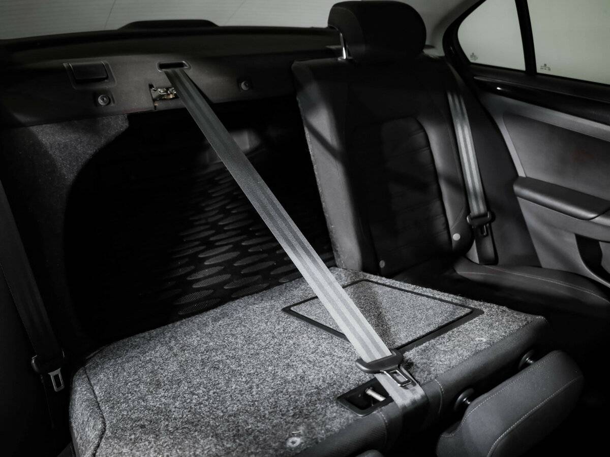 Volkswagen Jetta 2017 года с пробегом. Фото: #27