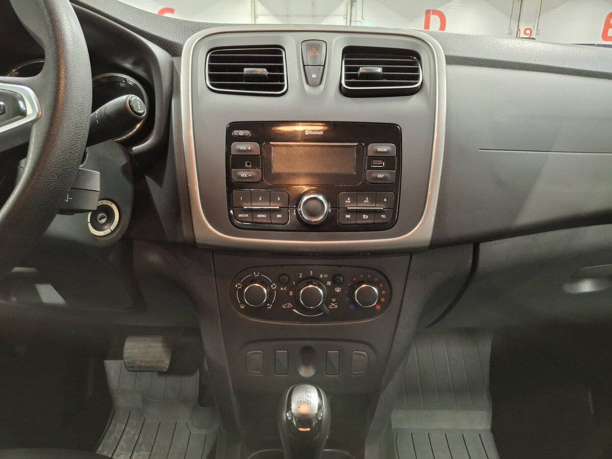 Renault Logan 2020 года с пробегом. Фото: #14