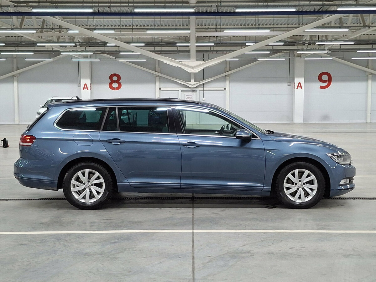 Volkswagen Passat 2018 года с пробегом. Фото: #3