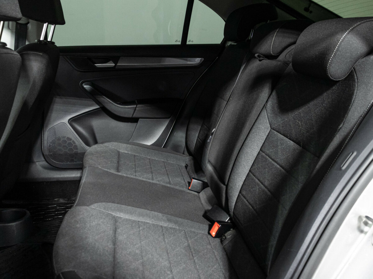 Volkswagen Polo 2021 года с пробегом. Фото: #9