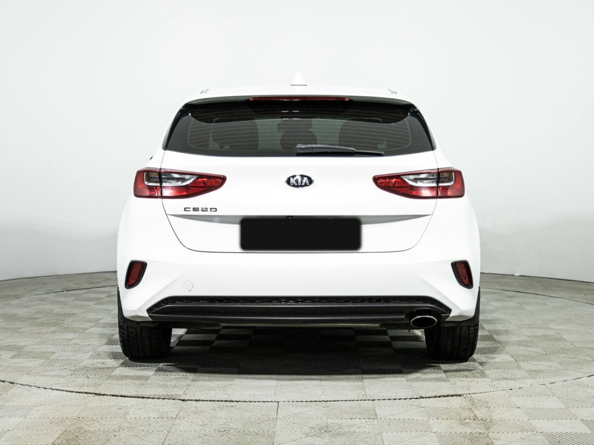 Kia Ceed 2018 года с пробегом. Фото: #5