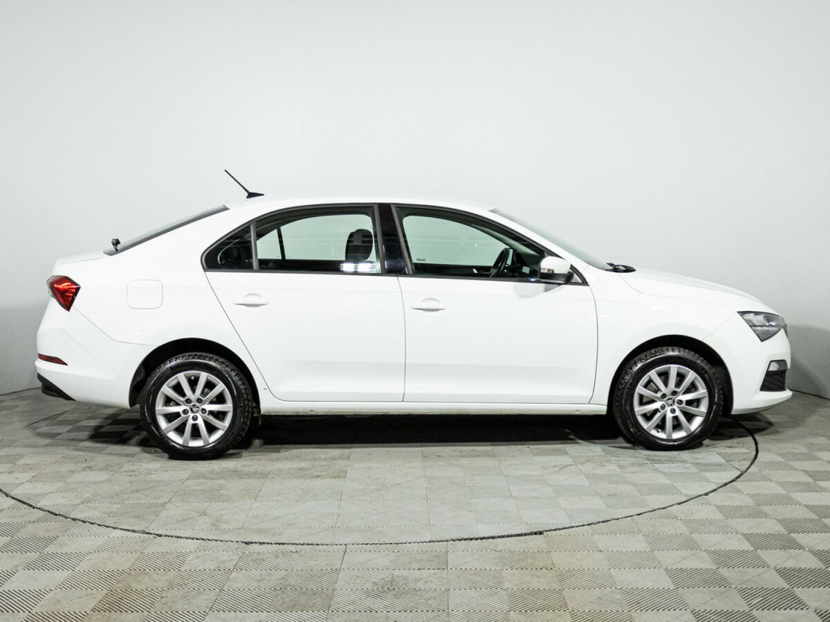 Skoda Rapid 2022 года с пробегом. Фото: #3