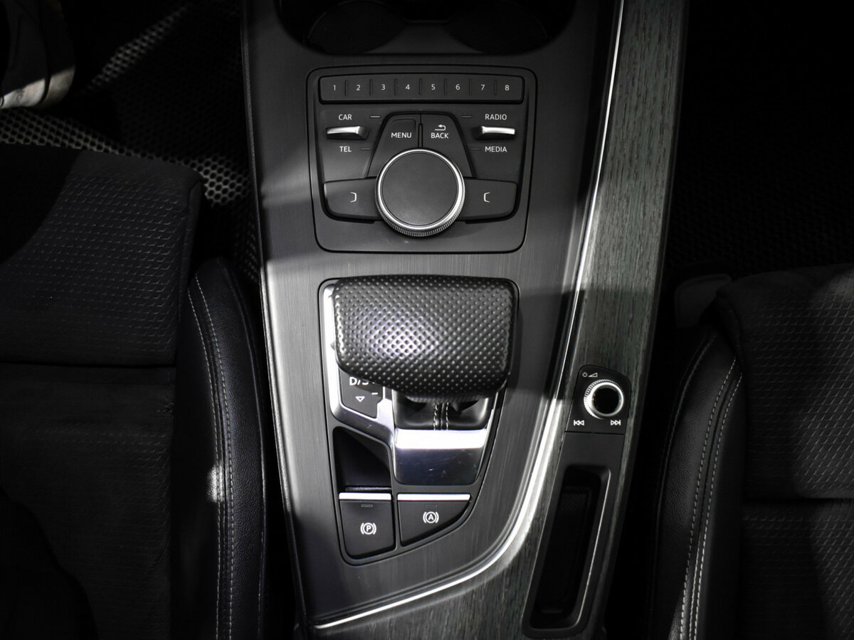 Audi A4 2017 года с пробегом. Фото: #9