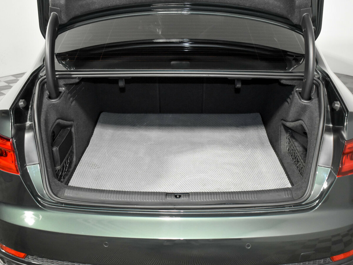 Audi A4 2017 года с пробегом. Фото: #20