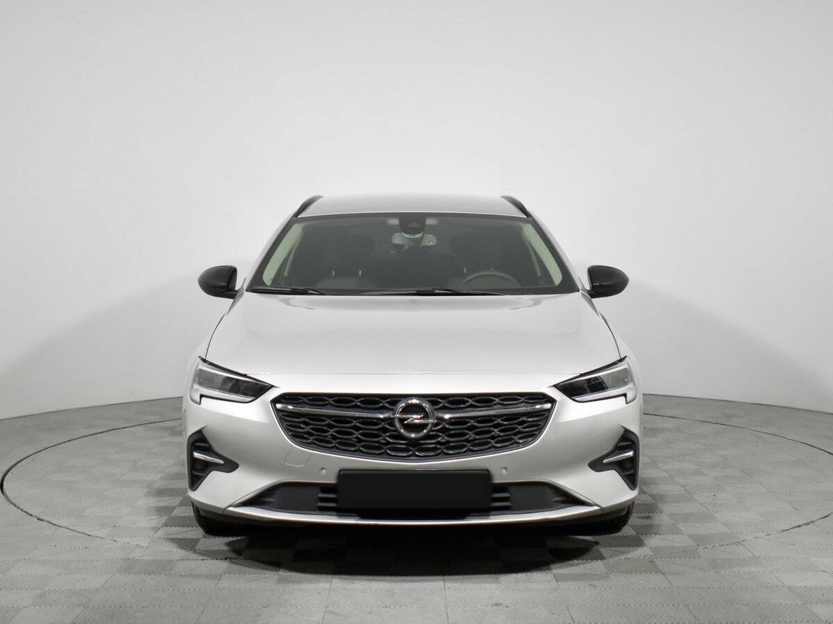 Opel Insignia 2020 года с пробегом. Фото: #1