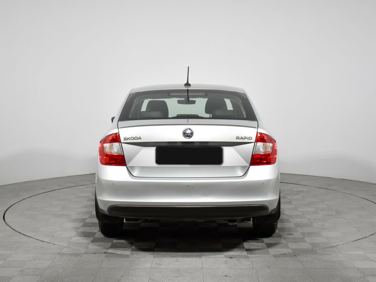Skoda Rapid 2017 года с пробегом. Фото: #5
