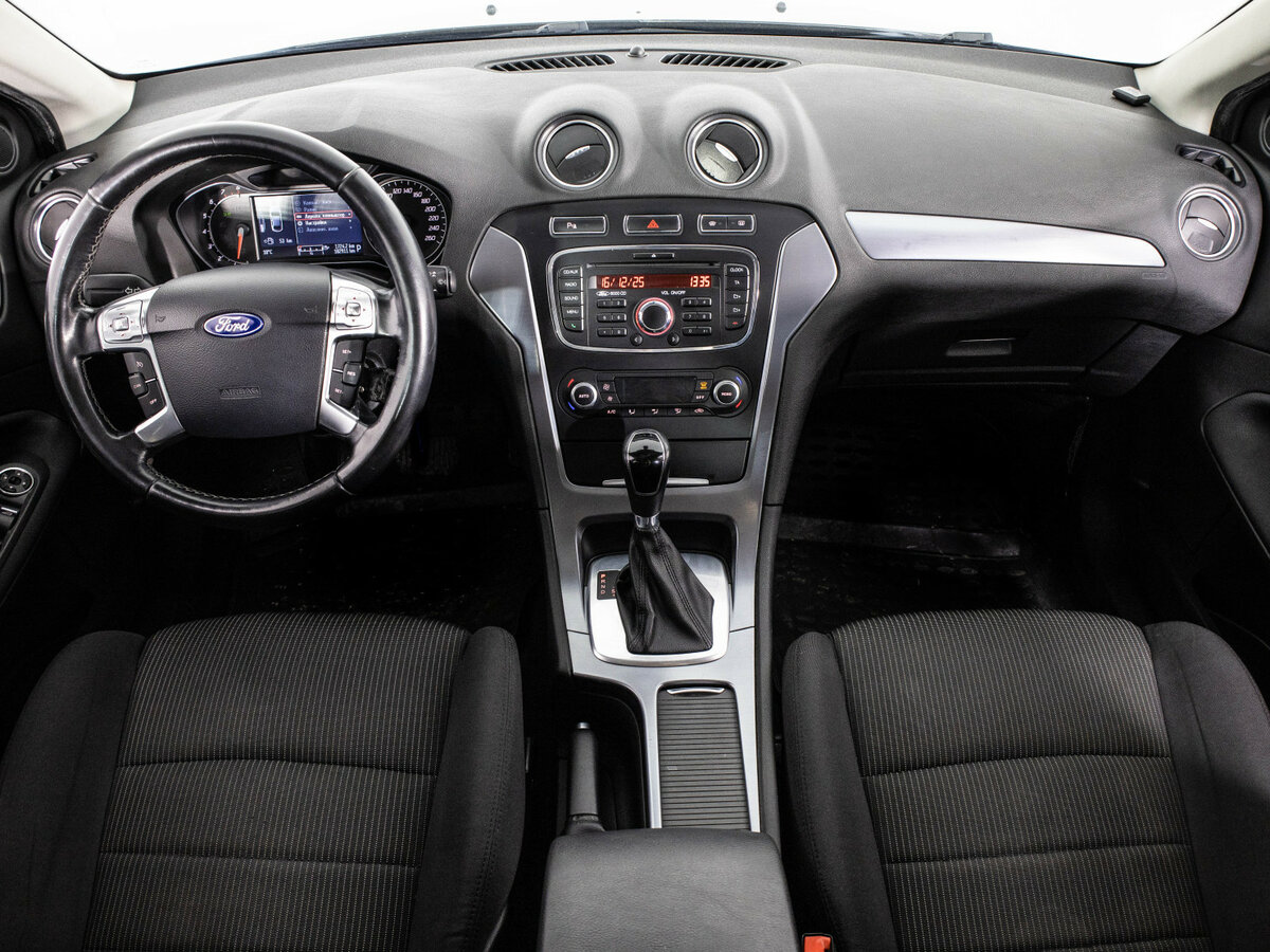 Ford Mondeo 2014 года с пробегом. Фото: #7