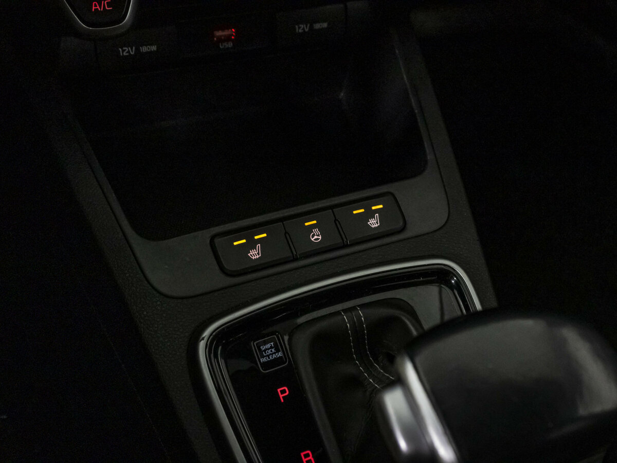 Kia Rio 2021 года с пробегом. Фото: #12