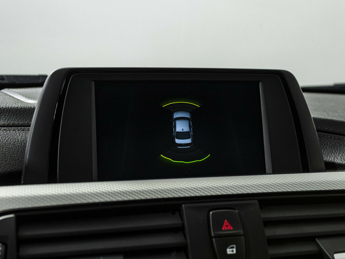 BMW 3 серии 2018 года с пробегом. Фото: #12