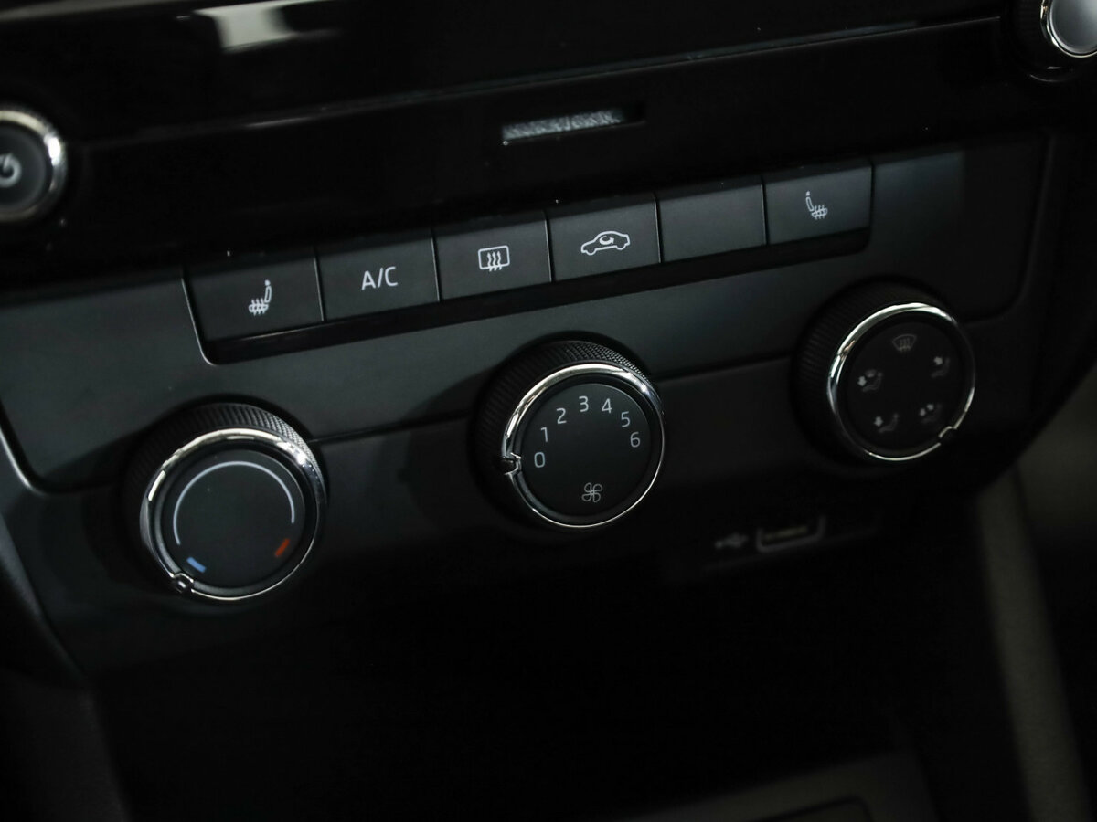 Skoda Octavia 2019 года с пробегом. Фото: #14