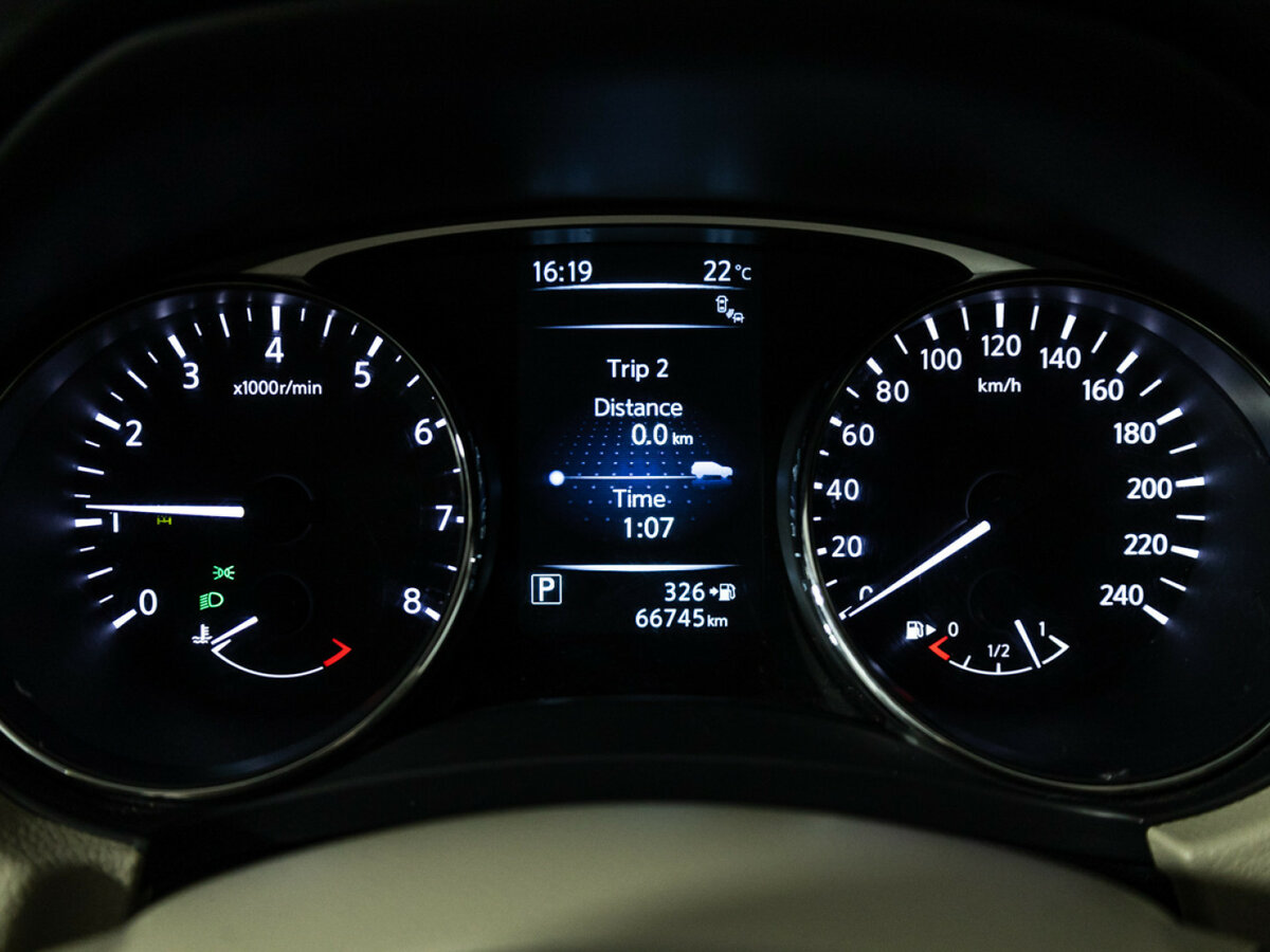 Nissan X-Trail 2015 года с пробегом. Фото: #9