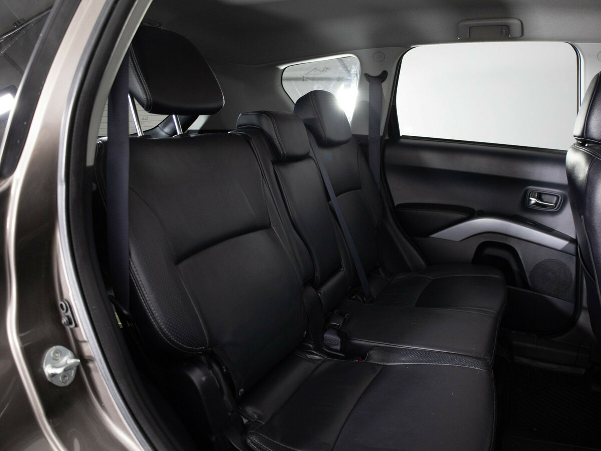 Peugeot 4007 2012 года с пробегом. Фото: #15