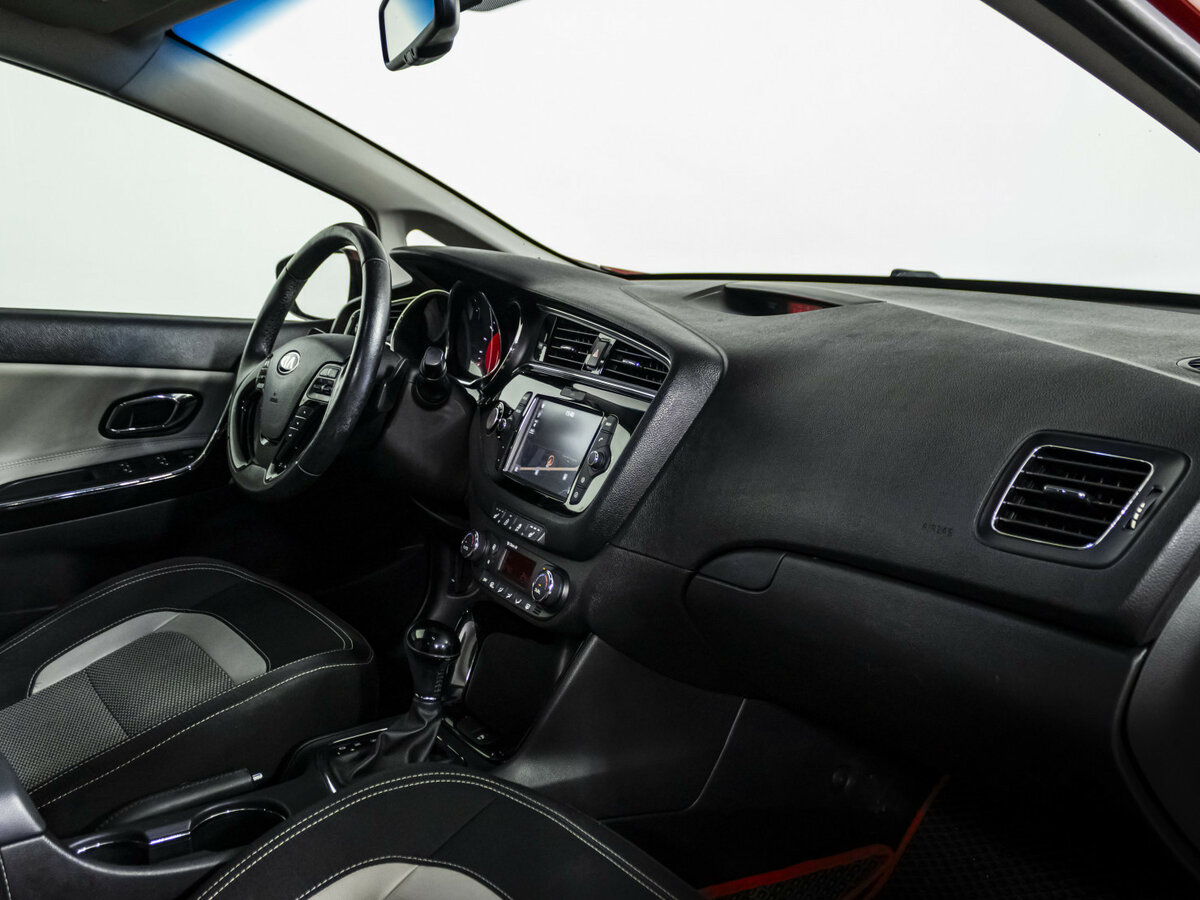 Kia Ceed 2017 года с пробегом. Фото: #8