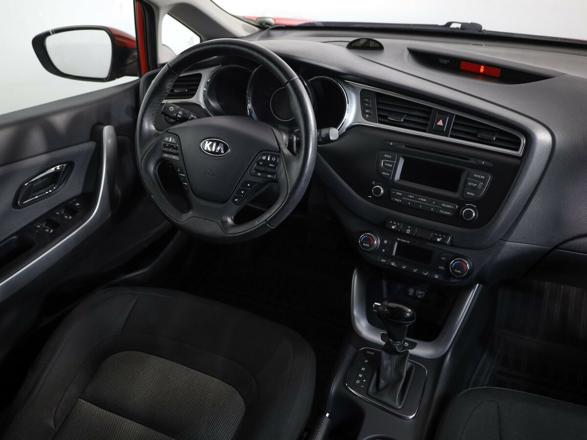 Kia Ceed 2016 года с пробегом. Фото: #6