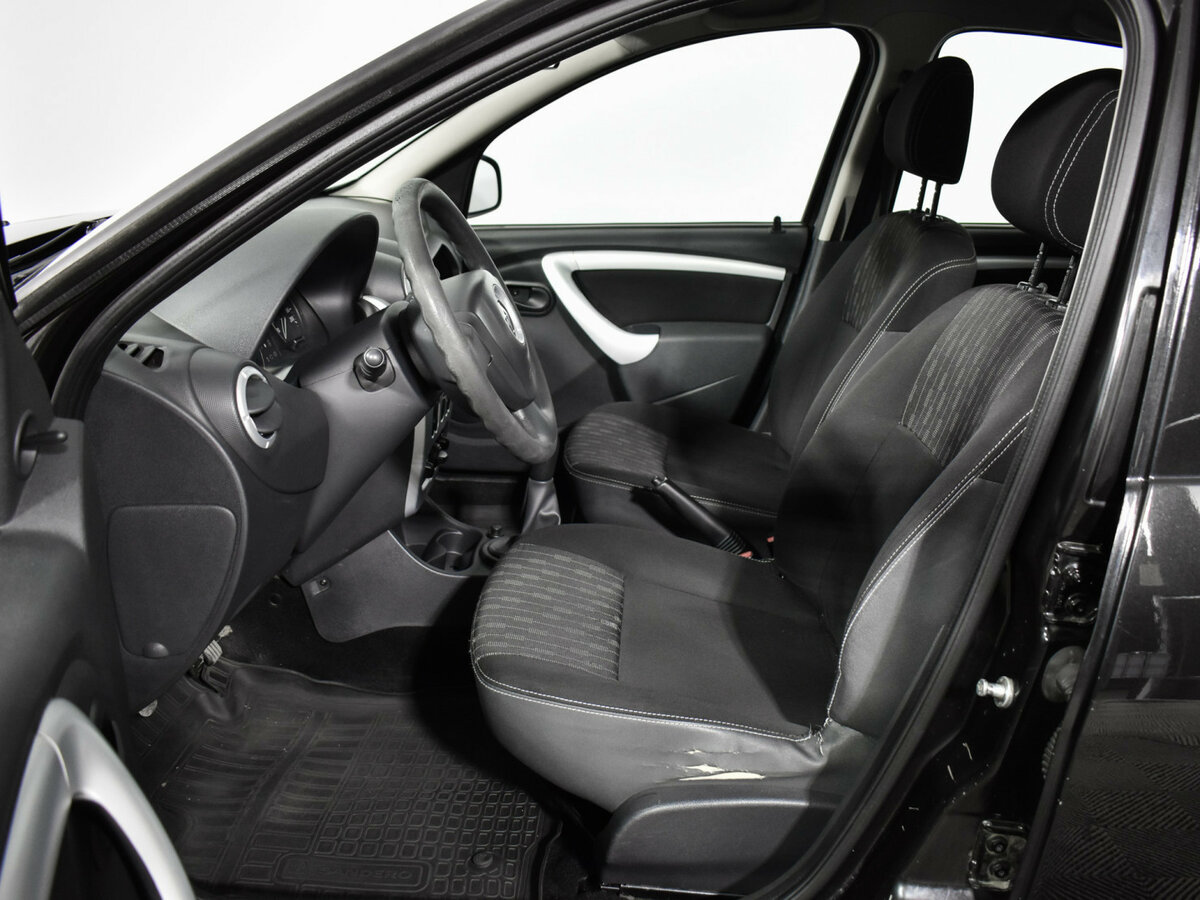 Renault Sandero 2014 года с пробегом. Фото: #9